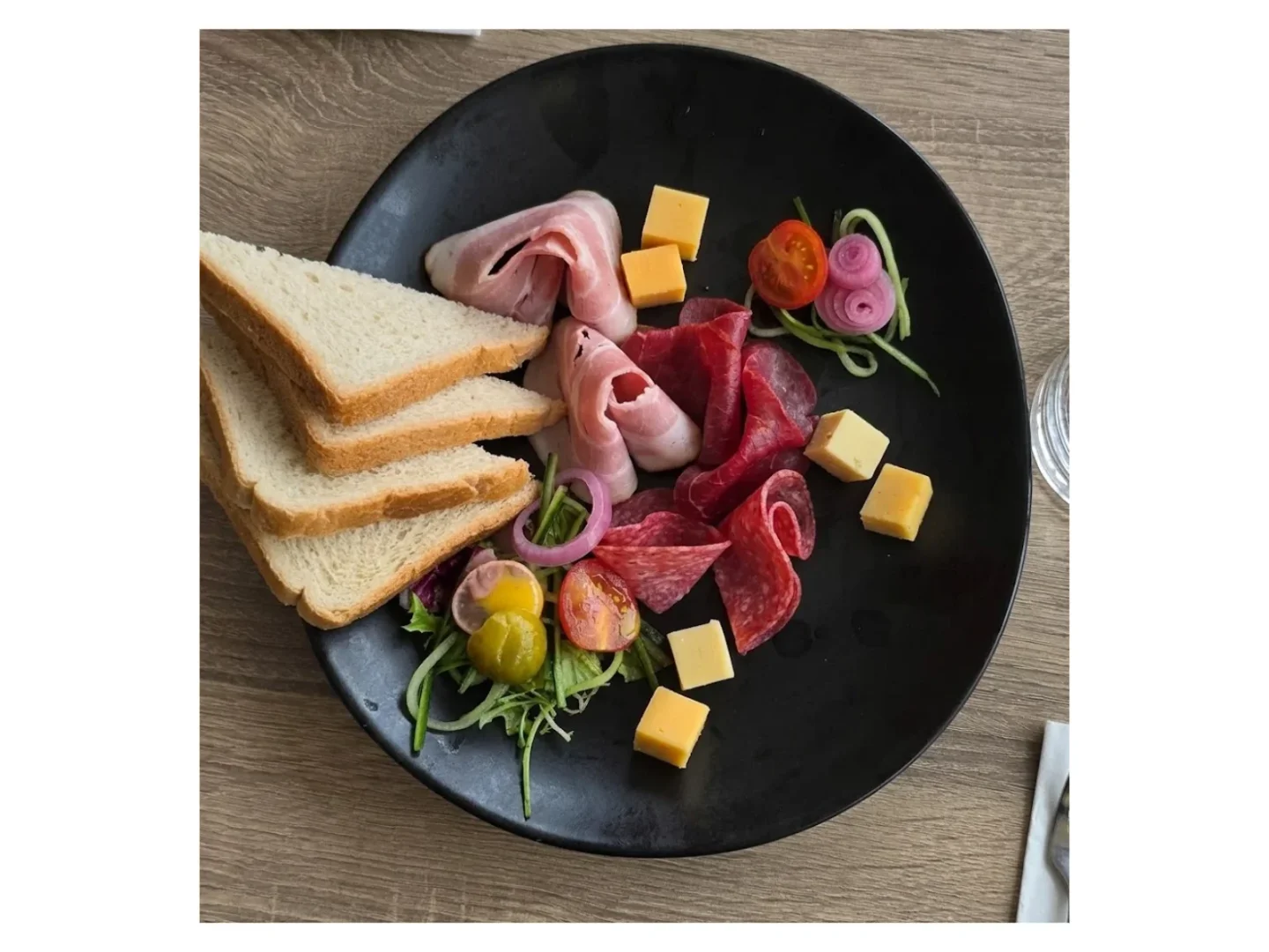 Dutch Meat Platter with Toasted bread